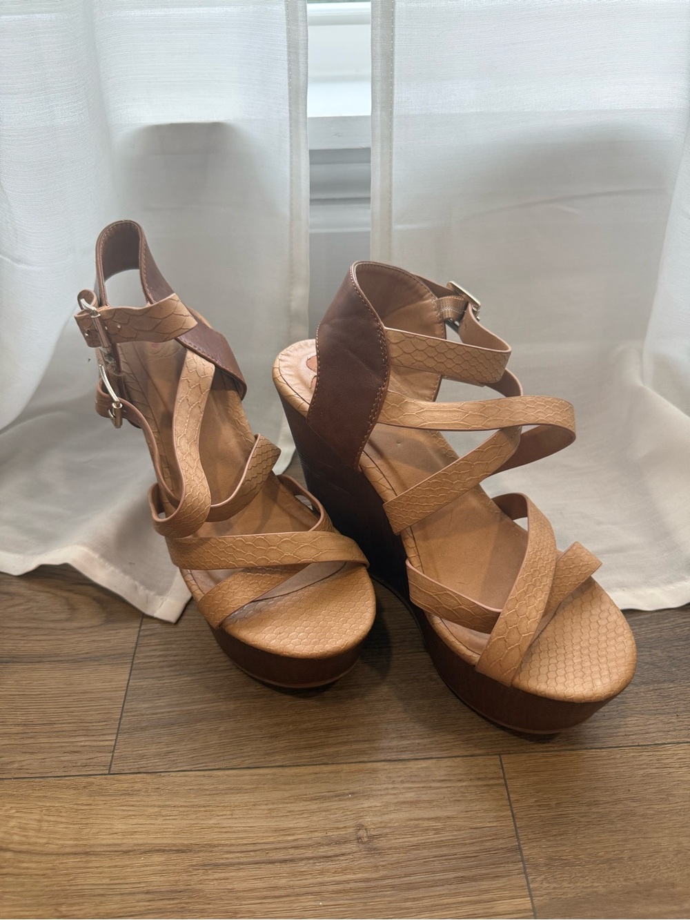 Neutral Tan & Beige Women's Wedge Sandals with Buckle Straps